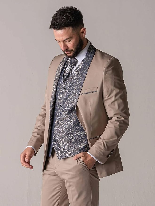 Men's Classic Beige Tuxedo with Embossed Paisley Shawl Lapel – Tailored Fit, Single-Breasted, One-Button Closure – Ideal for Parties - The Tie Company